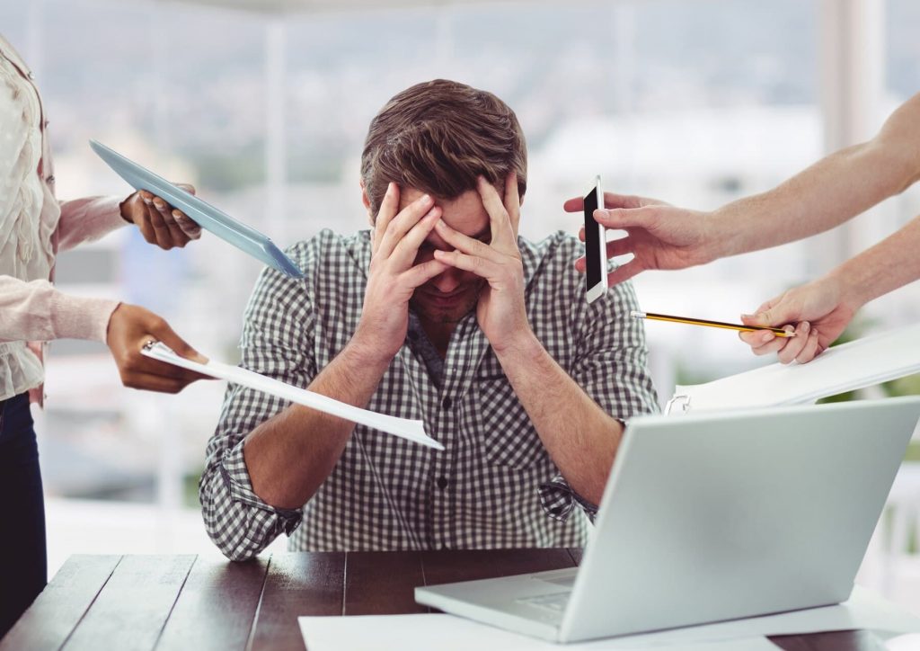 baixa voluntària per mal ambient laboral